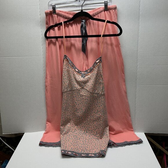 Large Pajamas Northern Nights Coral Leopard - Picture 1 of 7